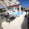 Holidayhouse Alirio with heated pool. - Vrsi