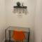 Centrally Located Apt with Parking - Walsall