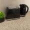 Centrally Located Apt with Parking - Walsall