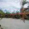 Penarak Bamboo Beach Motel