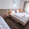 Crystls Aparthotel