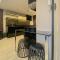 Spacious Combined Studio Apartment at Warhol (W/R) Residence By Travelio - 三宝垄