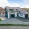 Luxury 4-Bedroom Beachfront Home with Hot Tub & Games Room