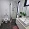 Luxurious stay at Doncaster East