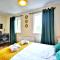 Manchester Townhouse by BEVOLVE - 4 bedrooms - Free Parking