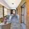 Amazing 2 bedroom apartment overlooking the Marina of Vourkari
