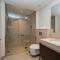 Stylish 2 Bedroom Suite with Stunning Creek and Skyline Views - 迪拜