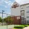 Residence Inn Saint Louis Airport / Earth City