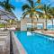 Oceanfront 1BR with Balcony - Sea View & Pools - بويرتو فايارتا