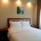 Foto: GreenTree Inn Shanghai Zhangjiang Sunqiao Road Shell Hotel 1/25