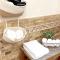 2bd 2ba, steps to the beach, sleeps 6, AC, and parking - 长滩