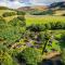 Dovestone Cottage - Oldham