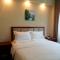 Foto: GreenTree Inn Shanghai Hongqiao International Airport Songhong Road Express Hotel 11/25