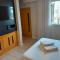Casa c piscina, churrasq e Wi-Fi, lazer completo