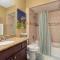 Seas the Day - Spacious Beach Condo - 加尔维斯敦