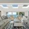 Lake Michigan Beach Cottage - beach access and stunning views. - West Olive