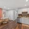 Retro-Chic 1BR with King Bed & Prime Location - سينسيناتي