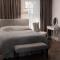 Bright and Spacious Stay - أوكسون هيل