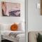 Gorgeous City Views 64th Floor 3BR APT with Pool & Gym