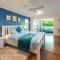 Modern Urangan Beach House Close To Beach