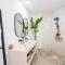 Villa Tropical Nomad - 2BR Luxury Pool Villa with Rooftop in Canggu