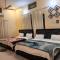 Om Palace Guest House Ayodhya Dhaam -AC & Non AC Rooms - Ayodhya