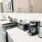 Expansive 4BR, 3-Story Stay in LA - CL1- LAR - Los Angeles