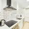 Spacious 2 Bed Apartment in Shams 4 JBR - 迪拜