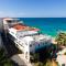Maho Beach House Studio with Oceanview, 4th Floor - Maho Reef