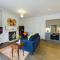 Belle Vue Stylish Town Centre Apartment with Private Parking
