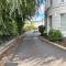 Belle Vue Stylish Town Centre Apartment with Private Parking