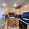 Lake View Condo 890 3 - 加登城