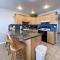 Lake View Condo 890 3 - 加登城