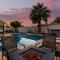 6BR in Downtown Chandler - Heated Pool and Hot Tub - Chandler