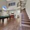 Sunny 5BR 4.5 Bath Las Vegas Retreat with Pool - لاس فيغاس