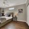 Sunny 5BR 4.5 Bath Las Vegas Retreat with Pool - لاس فيغاس
