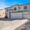 Sunny 5BR 4.5 Bath Las Vegas Retreat with Pool - لاس فيغاس