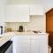 Naples Vacation Rental Studio in Resort Community