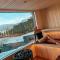 Hotel Roser House Boutique - pe malul lacului Colibita