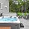 Heated Saltwater Pool Hot Tub