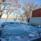 Lakehouse Retreat with Hot Tub