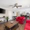 Spacious 4BR Home with Pool BBQ & Games - غراند براري