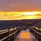Situated on Escarpment Walks w Late Checkout & Parking