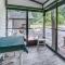 Torch Lake Getaway with Private Beach and Boat Dock! - ألدين