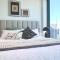 Top CBD Skyline Luxury Apartments 2 Beds or 3 Beds, 2 Baths, Free Parking