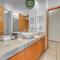 Beautiful 2 BR Condo - Near the Beach - Pool - 克鲁兹德华纳卡克斯特尔