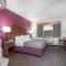 Cobblestone Hotel and Suites - Baldwin - Baldwin