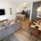 Downtown 3 Queen Beds, AC, Double Garage, Disney