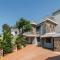 StayVista at Seraphim Peak with Pool & Views - 罗纳瓦拉