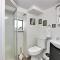 Private Suite With Spacious Yard - Vancouver